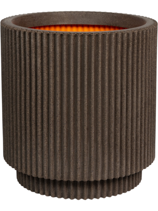 
                  
                    Pot Capi Roots Groove Vase Cylinder brun foncé, finition striée, hauteur 46 cm, diamètre 43 cm, référence 6CAPGD018.
                  
                