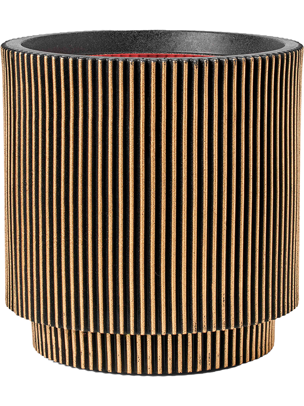 
                  
                    Pot Capi Roots Groove Vase Cylinder noir doré, finition striée, hauteur 46 cm, diamètre 43 cm, référence 6CAPTG012.
                  
                