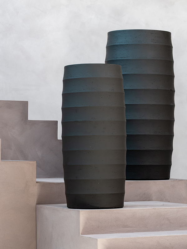 
                  
                    Pot Bordo Modern Vase
                  
                