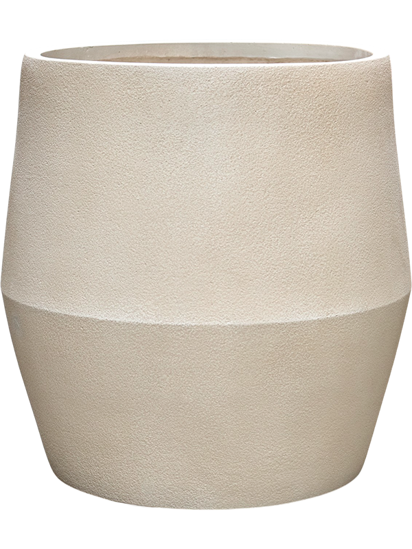 
                  
                    Pot Antwerp beige en fiberclay fait main, diamètre 47,5 cm et hauteur 48,5 cm
                  
                